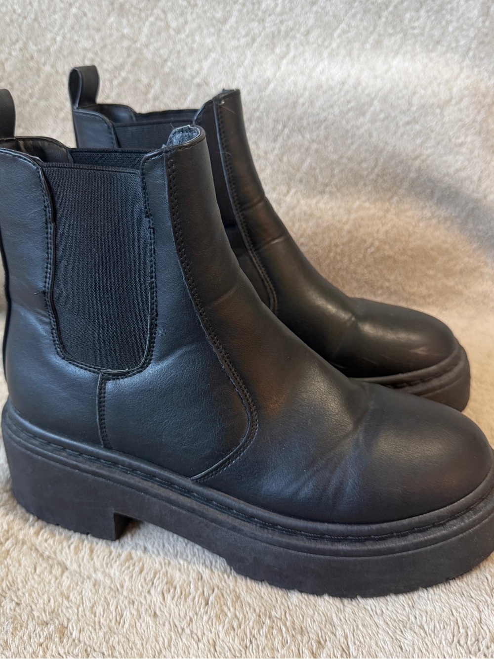 Forever 21 Black Platform Chelsea Booties